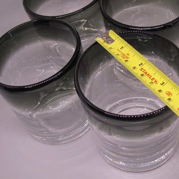 Glass Set of 4 Black & Gray Ombre Low Ball Hand Blown Hand Made 16oz NWOT - Picture 5 of 14